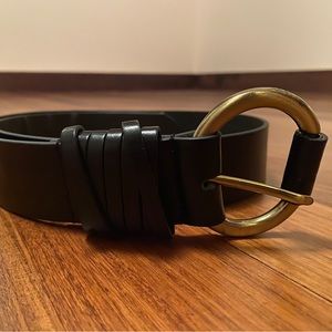 Tommy Hilfiger black leather belt